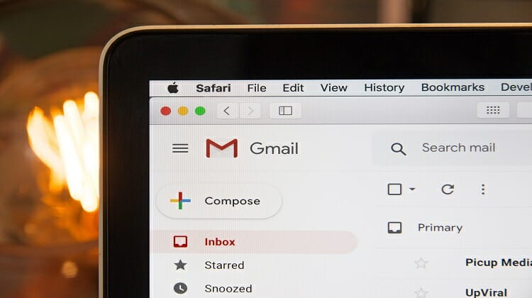 computers-in-the-city-different-types-of-business-email-accounts